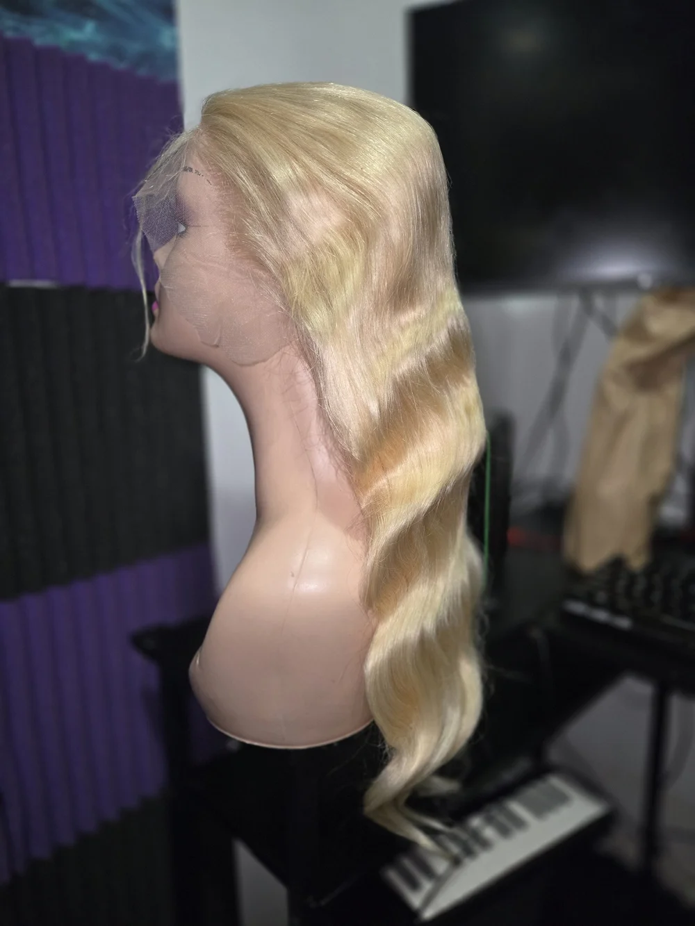 13x6 Blonde Lace Front Wig - BodyWave 28 Inch
